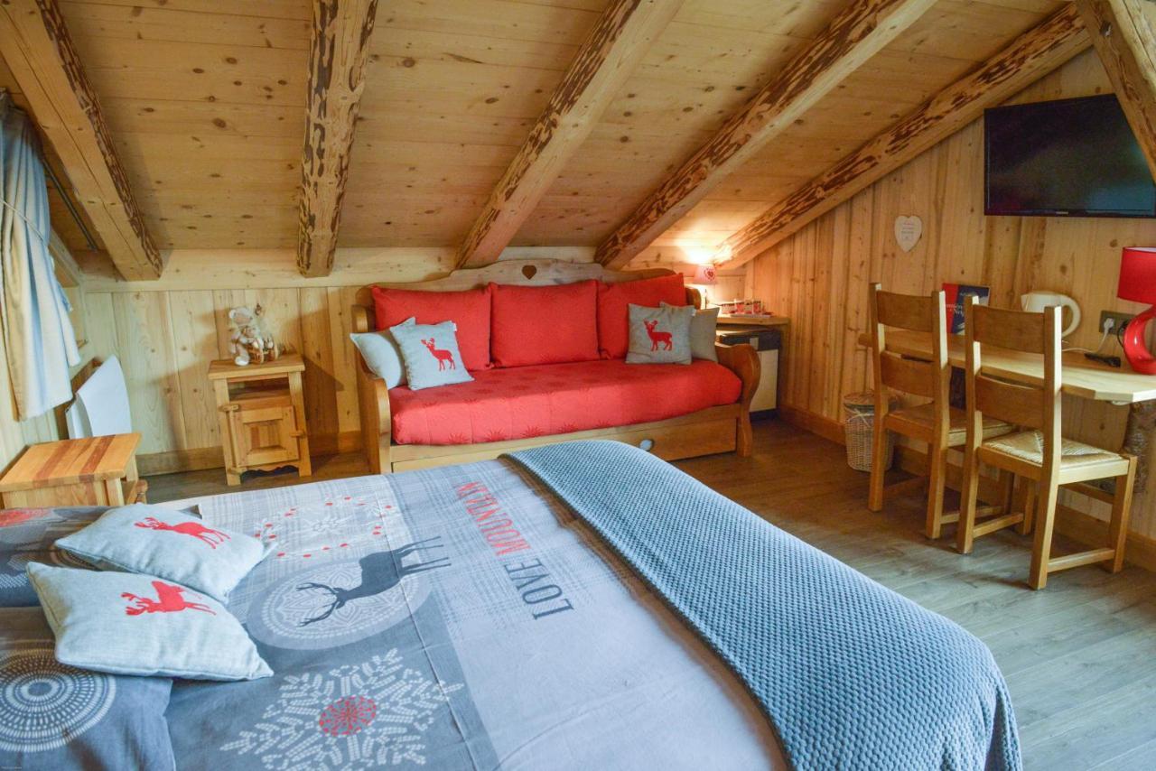 La Grange D'Aldare Chambres D'Hotes 꽁블루 외부 사진