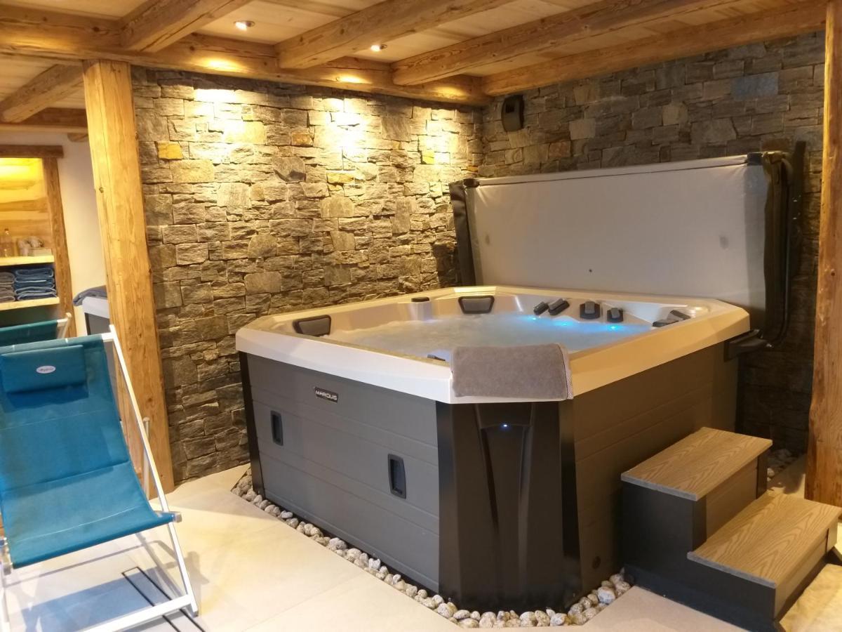 La Grange D'Aldare Chambres D'Hotes 꽁블루 외부 사진